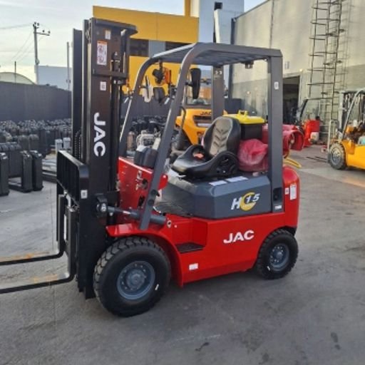 Широкий каталог погрузчиков производителя JAC